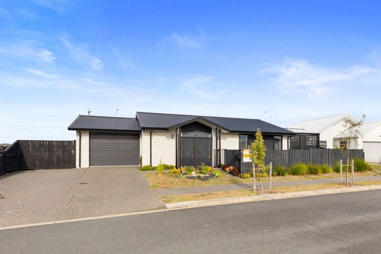 Photo of property in 86 Franks Way, Papamoa Beach, Papamoa, 3118