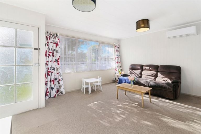 Photo of property in 17 Chaucer Place, Owhata, Rotorua, 3010