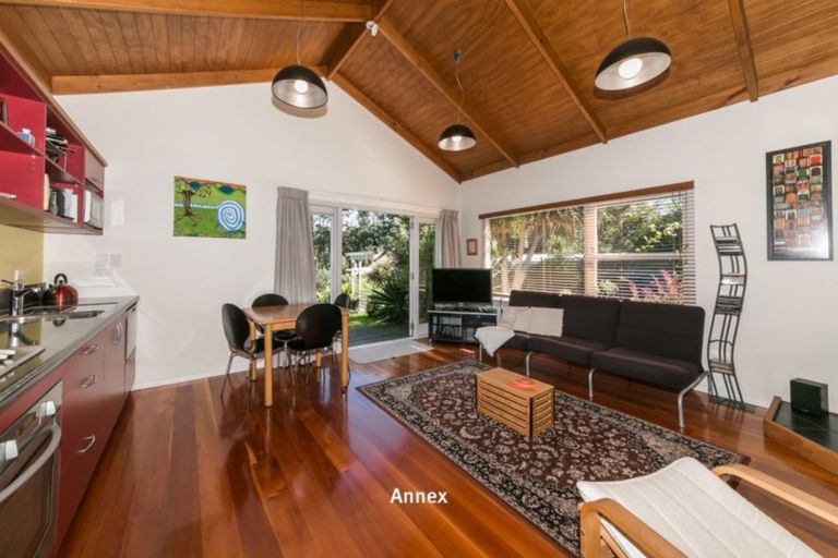Photo of property in 44 Shrimpton Road, Haumoana, 4102