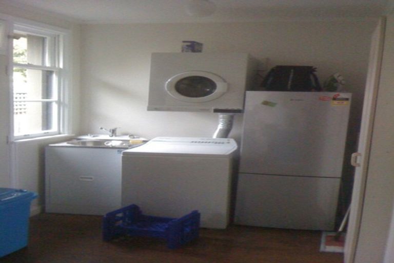 Photo of property in 12 Montana Avenue, Ilam, Christchurch, 8041