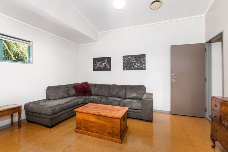 Photo of property in 37 Guy Street, Waipawa, 4210