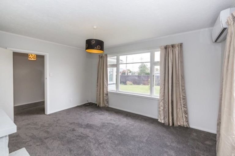 Photo of property in 19 Matangi Street, Hei Hei, Christchurch, 8042