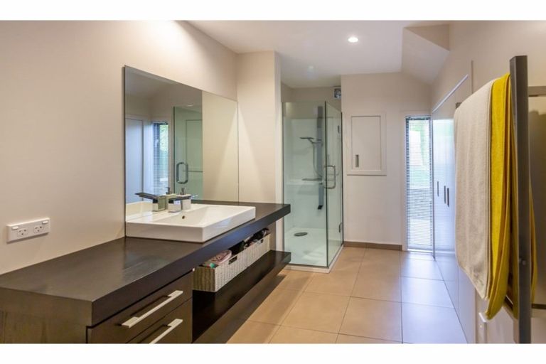 Photo of property in 8 Ngatea Road, Diamond Harbour, Lyttelton, 8971