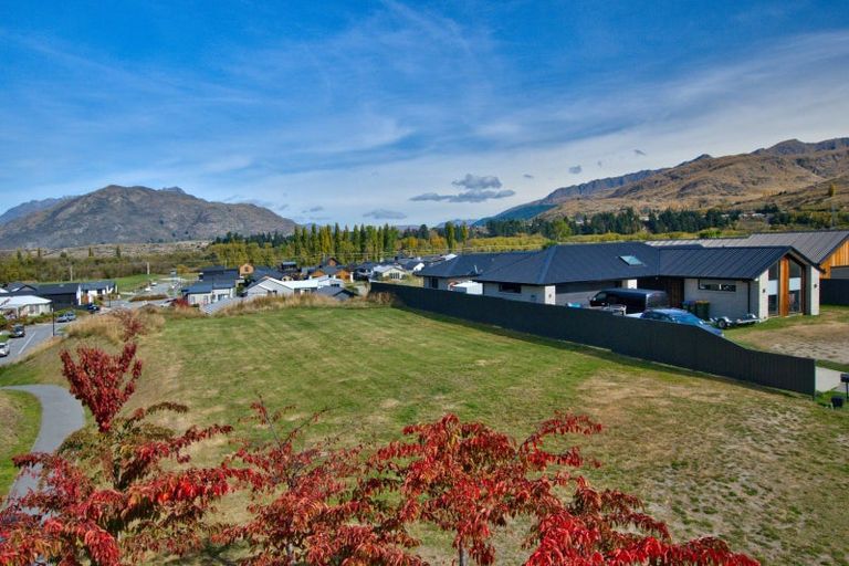 Photo of property in 18 Toni's Terrace, Lower Shotover, Queenstown, 9304