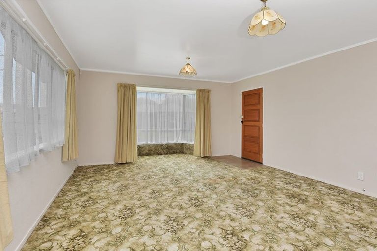 Photo of property in 1/2 Eden Avenue, Te Awamutu, 3800