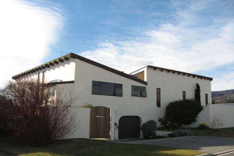 Photo of property in 6 Leitrum Street, Cromwell, 9310