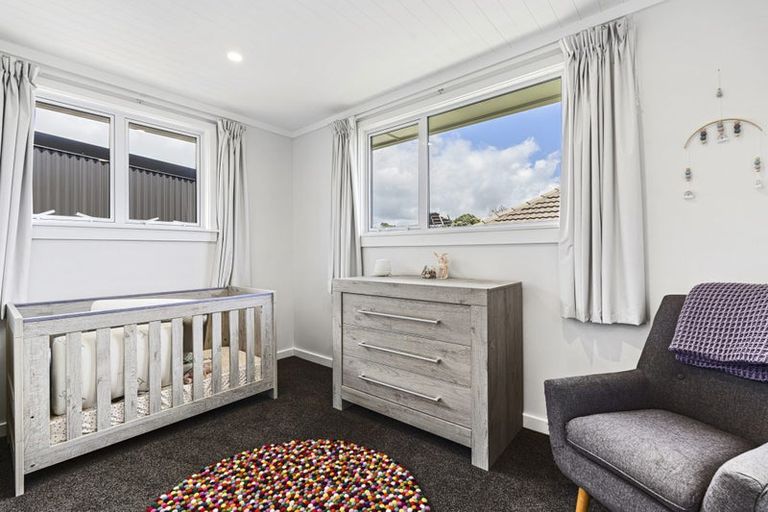 Photo of property in 63 Woodleigh Street, Frankleigh Park, New Plymouth, 4310