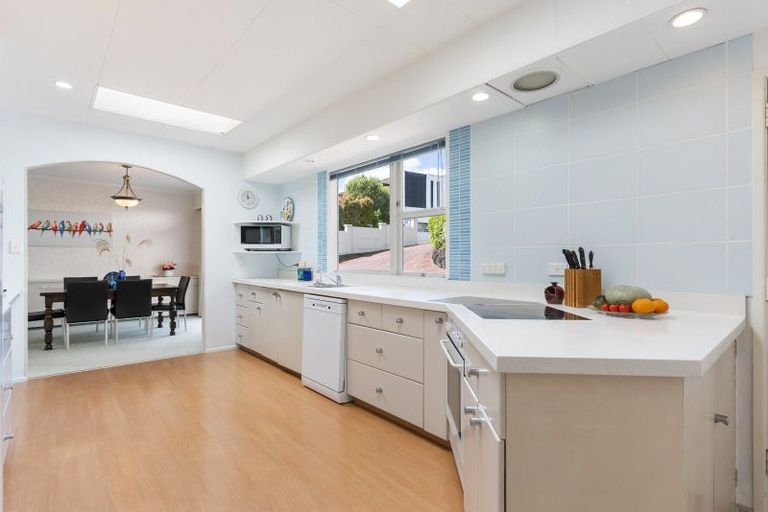 Photo of property in 84 Bramley Drive, Farm Cove, Auckland, 2012