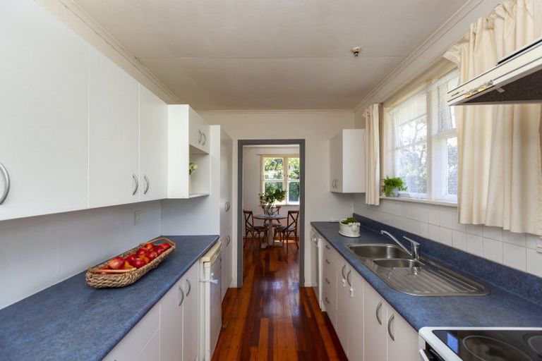 Photo of property in 4 Porter Place, Paekakariki, 5034