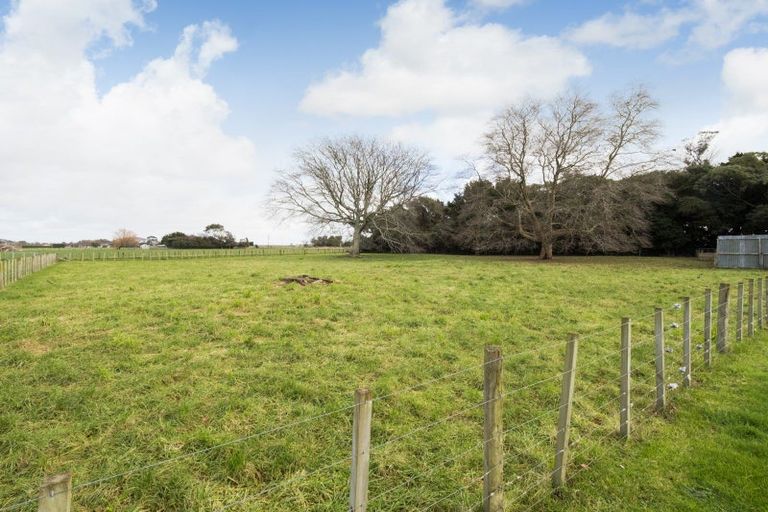 Photo of property in 169 Lockwood Road, Kairanga, Palmerston North, 4475
