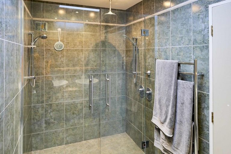 Photo of property in 31 Penryn Drive, Camborne, Porirua, 5026