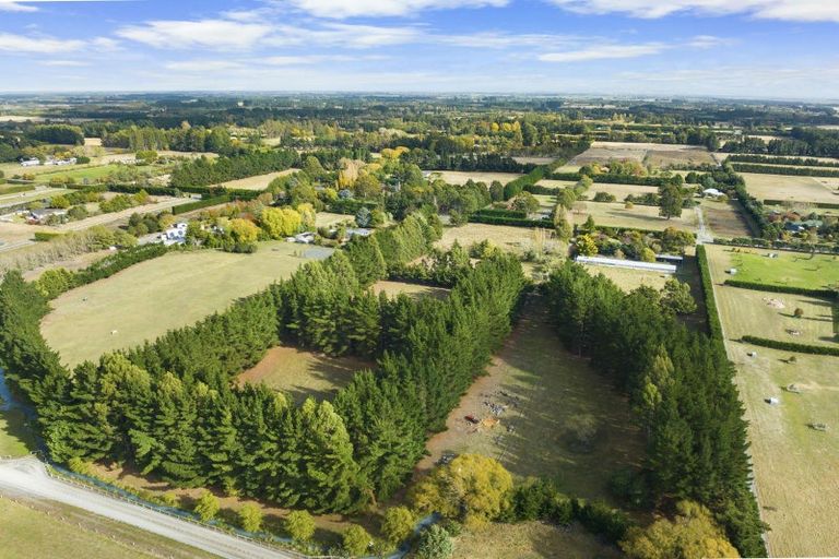 Photo of property in 978 Weedons Ross Road, West Melton, Christchurch, 7671