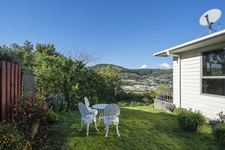 Photo of property in 20 Turriff Crescent, Tawa, Wellington, 5028