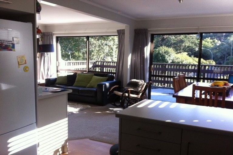 Photo of property in 33 Ngaio Gorge Road, Ngaio, Wellington, 6035