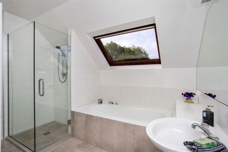 Photo of property in 3 Ashdale Lane, Strowan, Christchurch, 8052