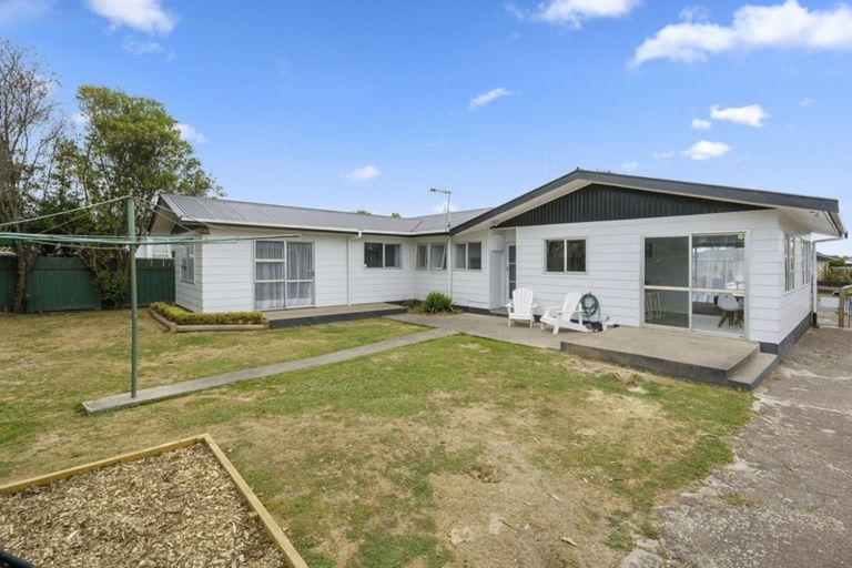 Photo of property in 10 Turakina Street, Westbrook, Palmerston North, 4412
