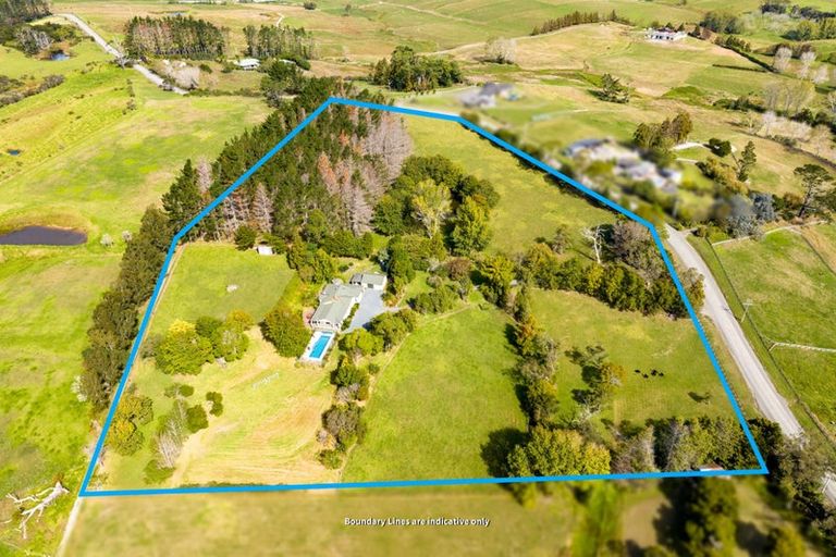 Photo of property in 894 Horseshoe Bush Road, Waitoki, Kaukapakapa, 0871