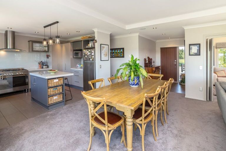 Photo of property in 1 Campbell Drive, Martinborough, 5711