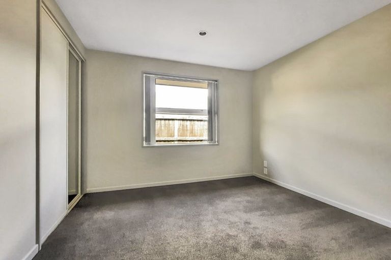 Photo of property in 1 Crocus Lane, Aidanfield, Christchurch, 8025