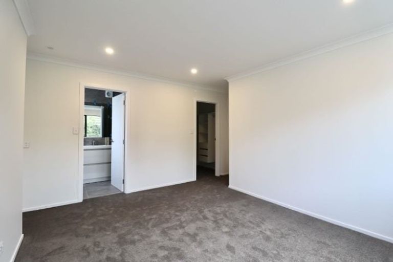 Photo of property in 210b Forrest Hill Road, Forrest Hill, Auckland, 0620