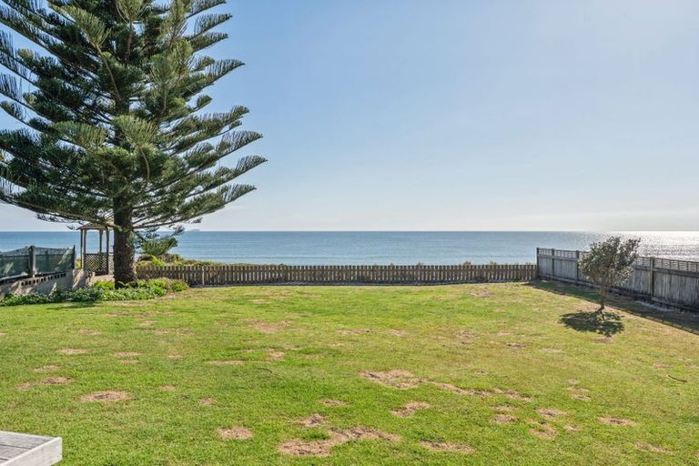 Photo of property in 499 Pukehina Parade, Pukehina, Te Puke, 3189