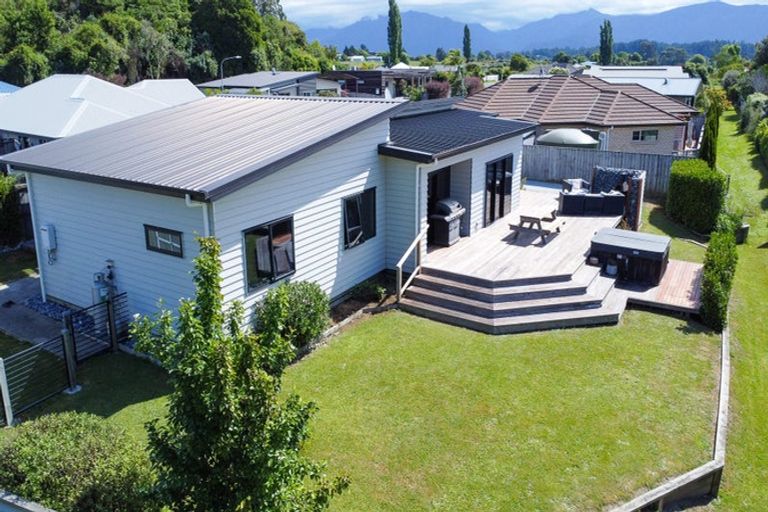 Photo of property in 31 Kohikiko Place, Pohara, Takaka, 7183