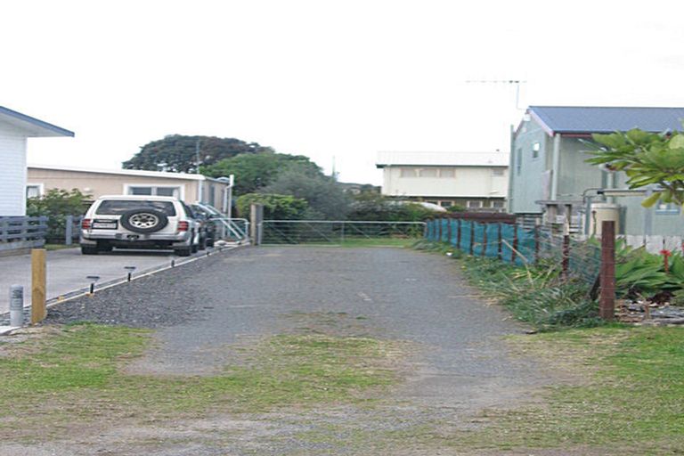 Photo of property in 302b Given Avenue, Whangamata, 3620