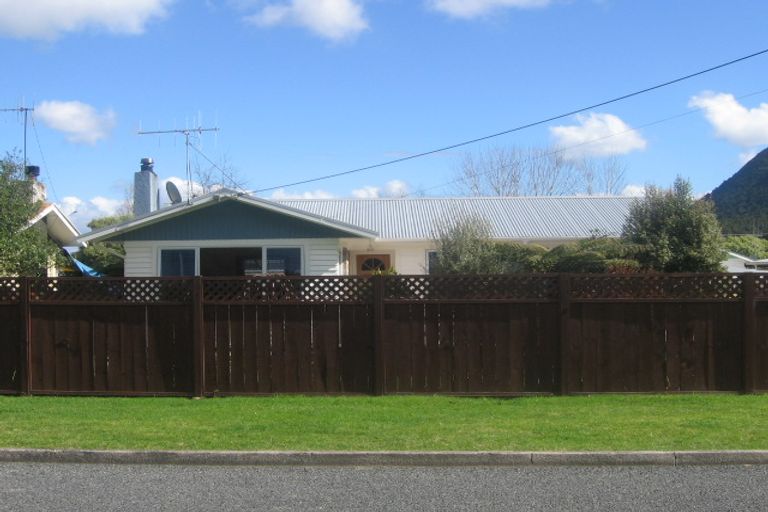 Photo of property in 5 Clark Street, Hikurangi, 0114