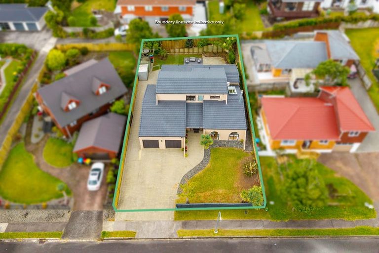 Photo of property in 31 Stranolar Drive, Mount Roskill, Auckland, 1041