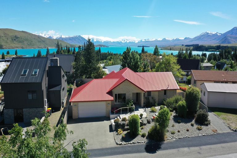 Photo of property in 53 Murray Place, Lake Tekapo, 7999