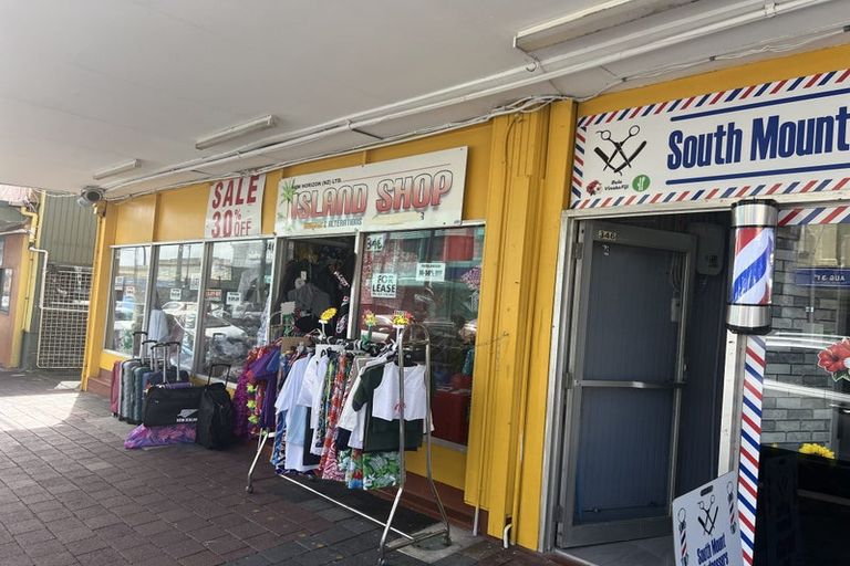 Photo of property in 346a Great South Road, Opaheke, Papakura, 2113