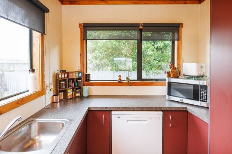 Photo of property in 2a Wellington Street, Feilding, 4702