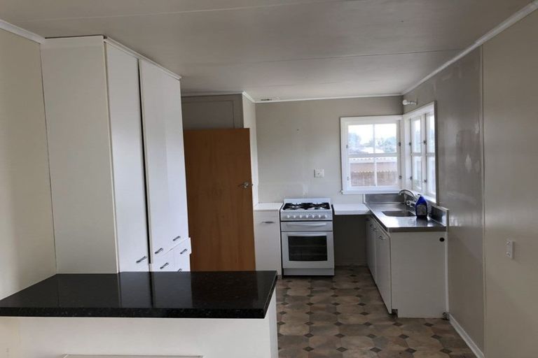Photo of property in 69 Long Melford Road, Awapuni, Palmerston North, 4412