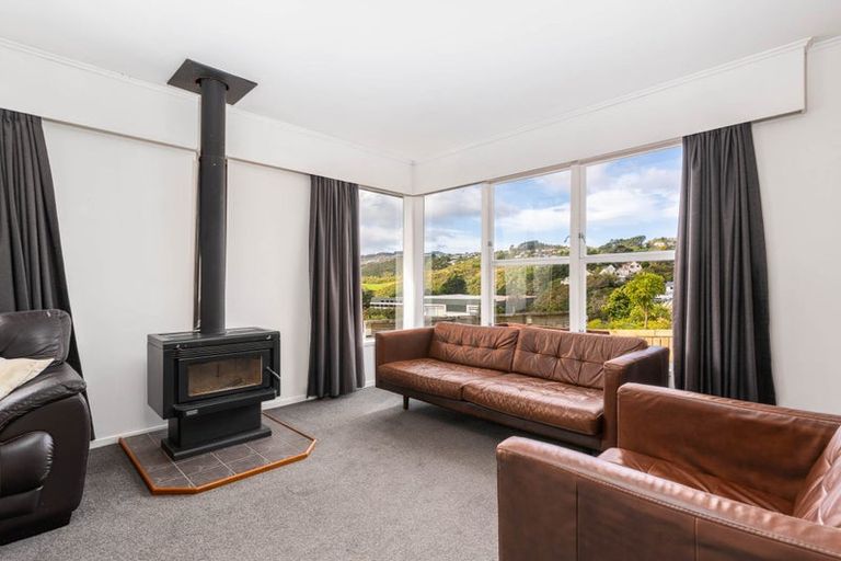 Photo of property in 9 Dormar Place, Churton Park, Wellington, 6037