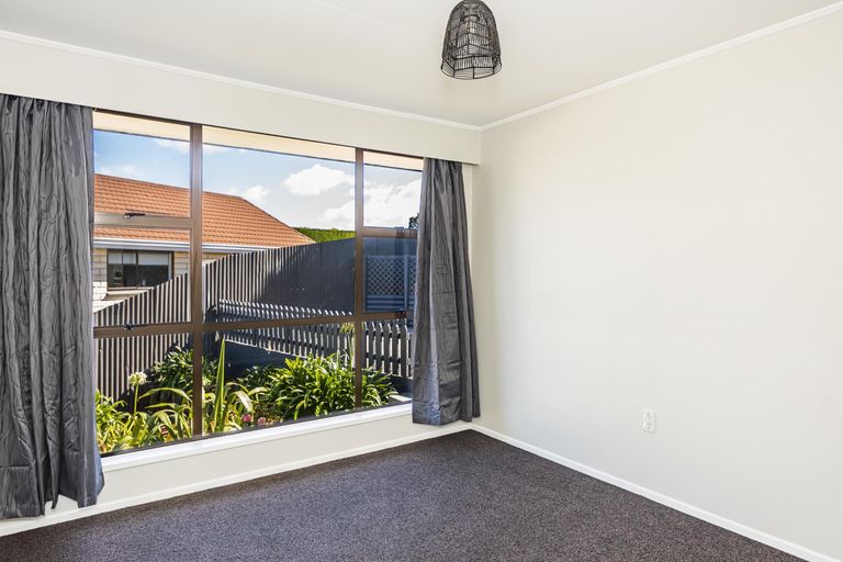 Photo of property in 9 Perth Street, South Hill, Oamaru, 9400
