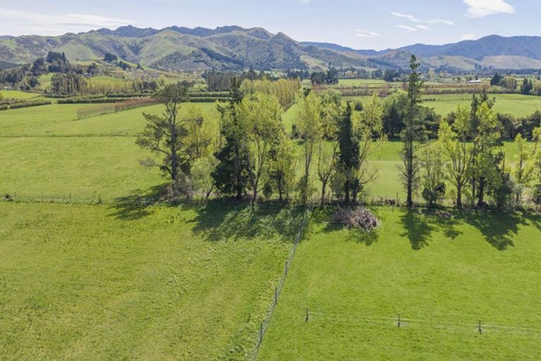 Photo of property in 32 Victoria Street, Oxford, 7430