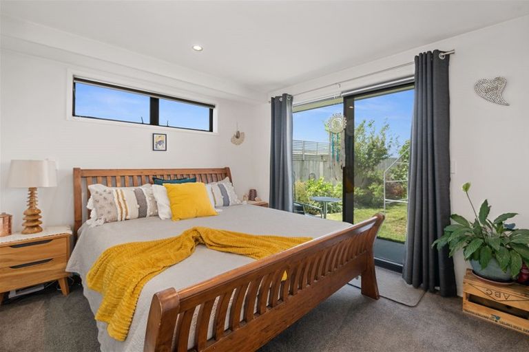 Photo of property in 11 Westhill Lane, Papamoa Beach, Papamoa, 3118
