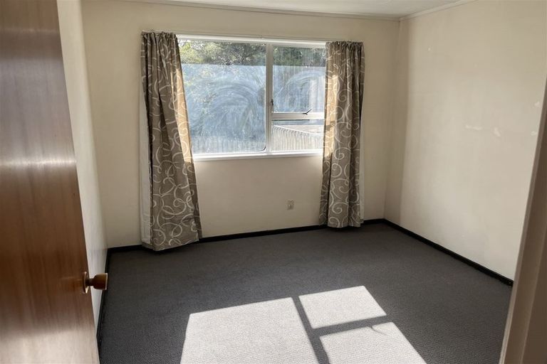 Photo of property in 59 Allington Road, Massey, Auckland, 0614