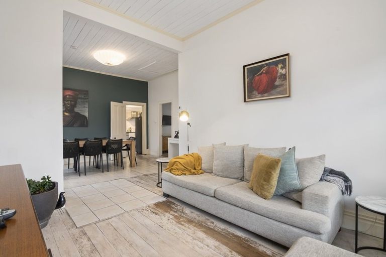 Photo of property in 107 Tasman Street, Nelson, 7010