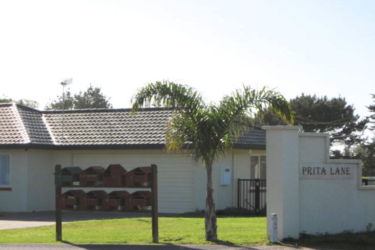 Photo of property in 1 Prita Lane, Coastlands, Whakatane, 3120