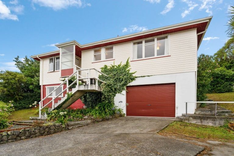 Photo of property in 169 Conclusion Street, Ascot Park, Porirua, 5024