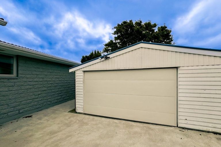 Photo of property in 5 Oldwood Street, Bishopdale, Christchurch, 8053