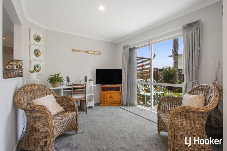 Photo of property in 14 Seafoam Place, Waihi Beach, 3611