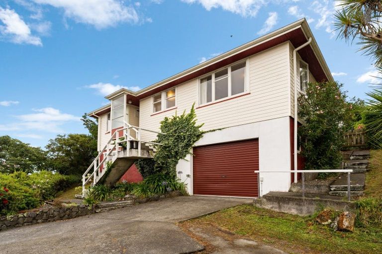 Photo of property in 169 Conclusion Street, Ascot Park, Porirua, 5024