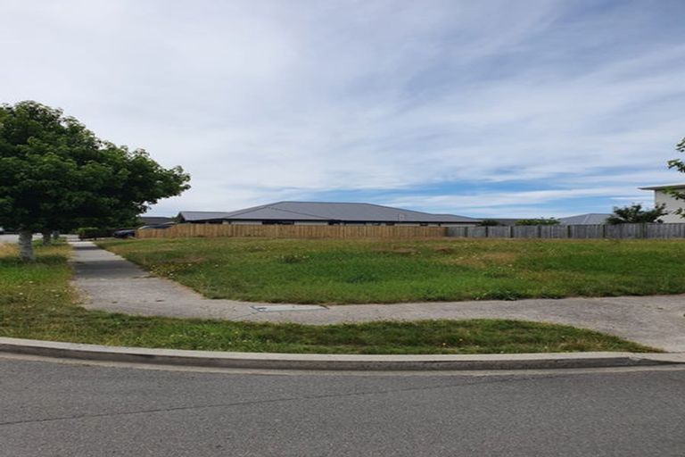 Photo of property in 18 Blackadder Road, Pegasus, 7612