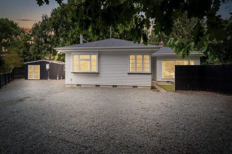 Photo of property in 15 Taramea Place, Addington, Christchurch, 8024