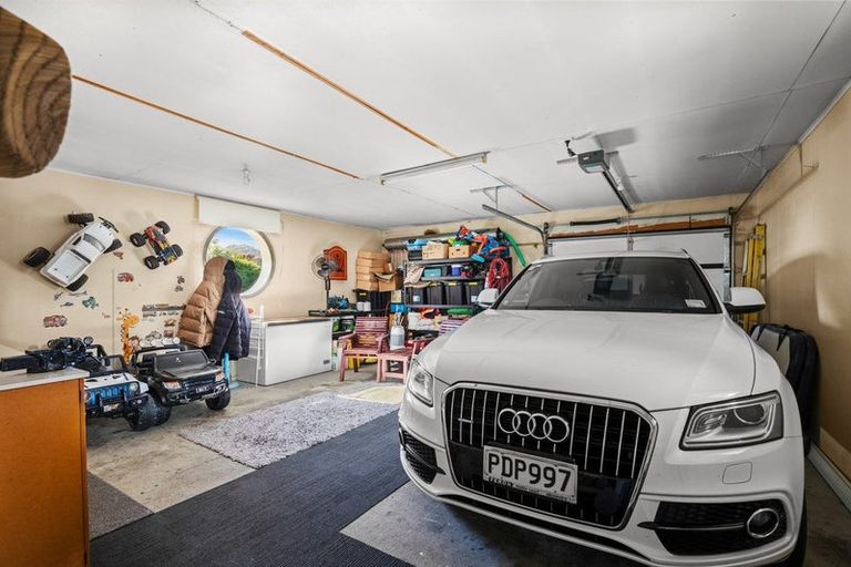 Photo of property in 8 Hart Place, Bridge Hill, Alexandra, 9320