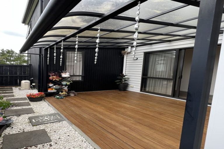 Photo of property in 10 Fjord Way, Karaka, Papakura, 2113