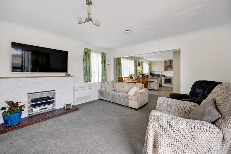 Photo of property in 7 Ponderosa Place, Opunake, 4616