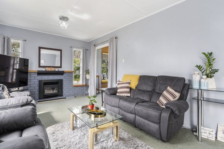 Photo of property in 1 London Terrace, Welbourn, New Plymouth, 4312